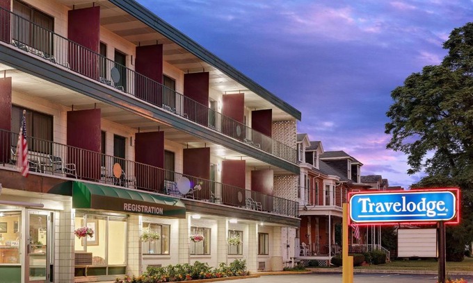 Chambersburg Hotel | Comfortable Stay at Travelodge by Wyndham Chambersburg