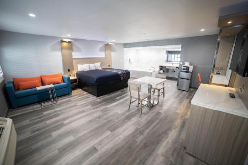 West Whittier-Los Nietos Hotel | Convenient Travelodge by Wyndham Whittier for Families