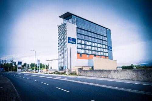 Annacotty Hotel | Discover Travelodge Limerick Castletroy: Family-Friendly Stay