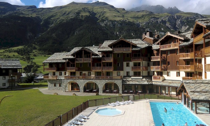 Val Cenis Apartment | travelski home premium - Résidence Les Alpages de Val Cenis 4*