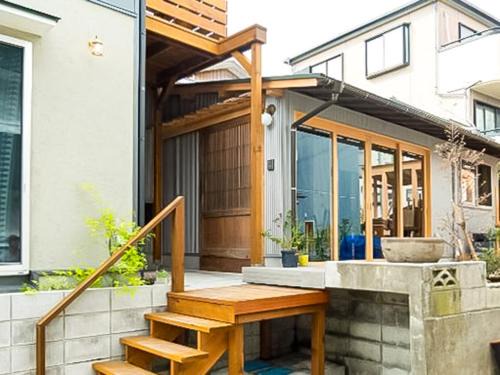 Koshigoe House | Experience Oceanfront Comfort at Trawl Guesthouse