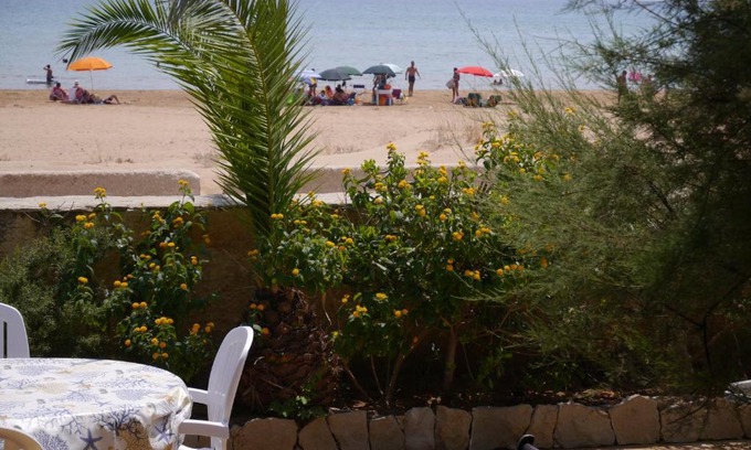 Tre Fontane House | Scenic Retreat at Tre Fontane sul Mare with Ocean Views