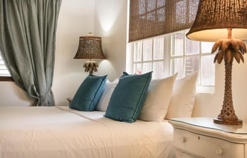 Playa Apartment | Oceanfront Escape at Treasure By The Sea Bonaire