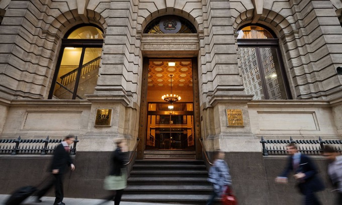 Melbourne Central Business District Hotel | Elegant Escape at Treasury on Collins - Rated 9.4/10!
