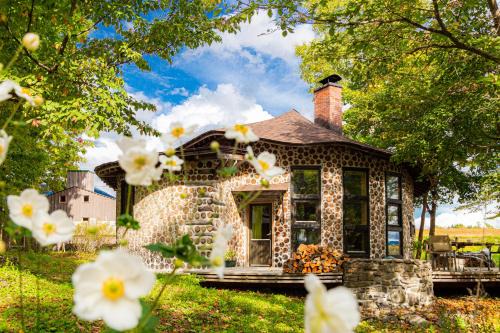 Niseko House | Unforgettable Comfort at Tree Shell Niseko - Rated 10/10