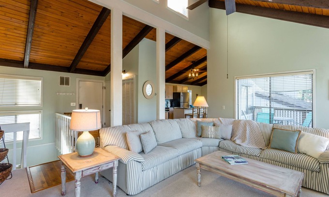 McGaheysville Villa | Tranquil Tree Top Retreat in Massanutten Near Slopes