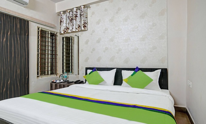 Bhojpur House | Budget-Friendly Treebo Alankar with Breakfast & Family Perks