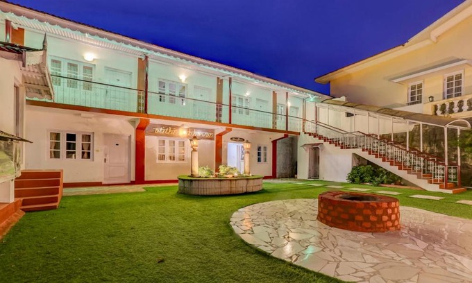 Kandal Hotel | Convenient Treebo Atithi Bhavan Near Ooty Lake with Dining
