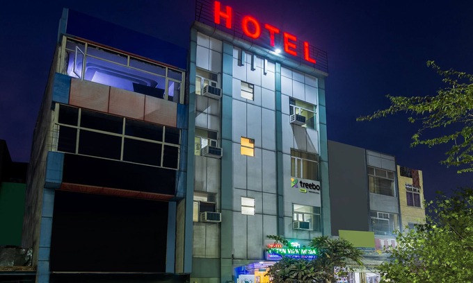 Sector 62 Hotel | Cozy Treebo Green View in Noida with Family-Friendly Amenities