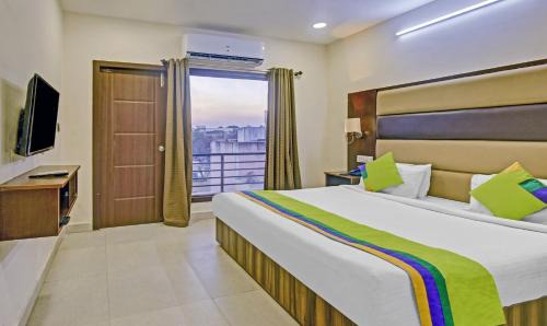 Katpadi Hotel | Discover Treebo Kingsbury Fiesta in Vellore - Family-Friendly Stay