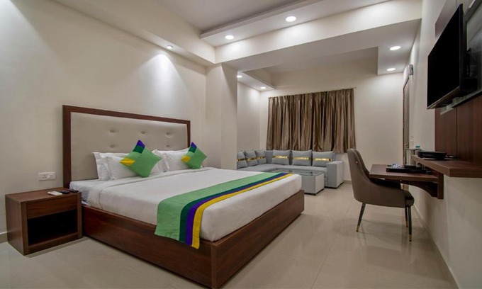 Sector 70 Hotel | Explore Treebo La Mirage Suite: Family-Friendly Haven