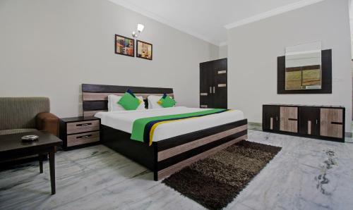 Vaishali Nagar Hotel | Comfortable Stay at Treebo Maharaja Residency with Breakfast