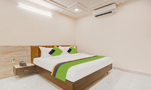 Shavri Colony Hotel | Convenient Stay at Treebo Paras Raj Near City Palace
