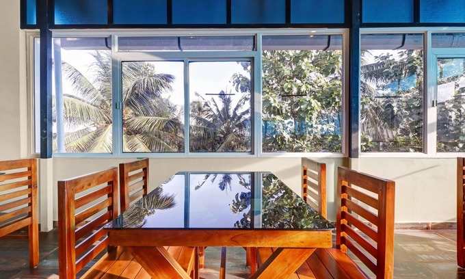 Chottanikkara Hotel | Comfort Stay at Treebo Pushpak with Breakfast Included