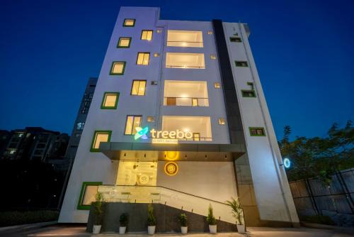 Manikonda Hotel | Treebo S3 Suites, Manikonda