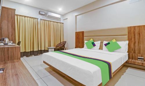 Marathahalli Hotel | Cozy Treebo Silver Key: Family-Friendly in Marathahalli