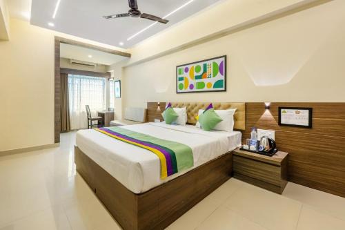 Mangalore Hotel | Discover Treebo Sky City Grand: Family-Friendly Comfort