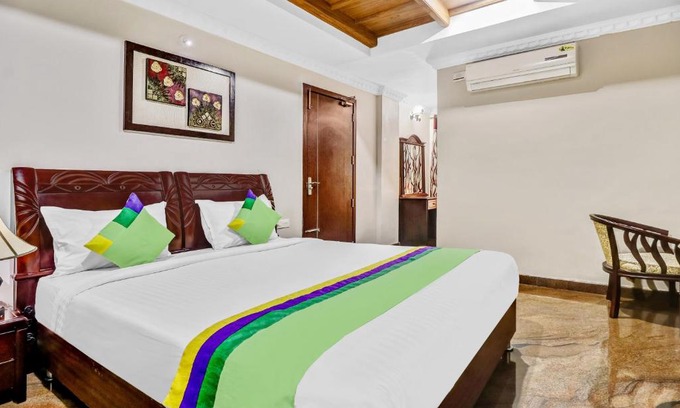 Irinjalakuda Hotel | Discover Treebo Symphony Hotels in Angamally for Families