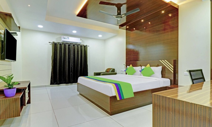 Vijayawada Hotel | Treebo Trend Arka Vijayawada