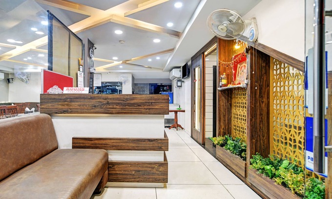 Kolar Road Hotel | Budget-Friendly Treebo Trend Taste Of India with Dining & Access