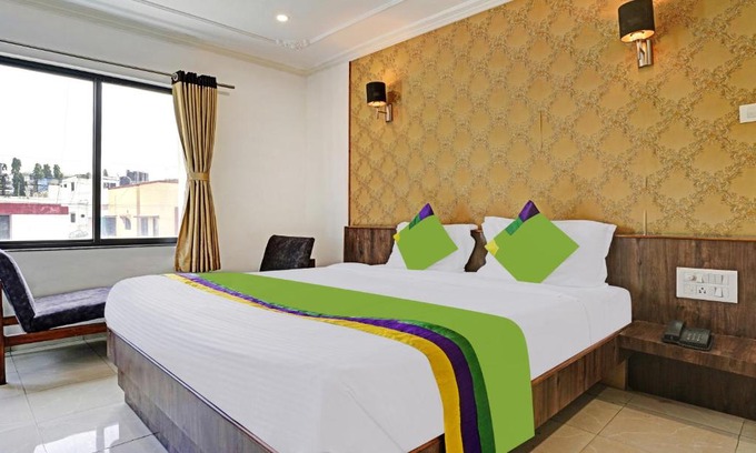 Cidco Hotel | Budget-Friendly Stay at Treebo Varsha Palace with Breakfast