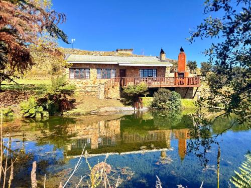 Emakhazeni Cabin | Treeferns Trout Lodge