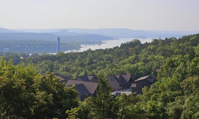 Indian Point House | Treehouse 3-1: Family-Friendly Getaway with Pool Access