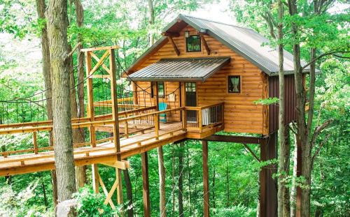 Millersburg House | Exceptional Treehouse #5: Family-Friendly Retreat Awaits