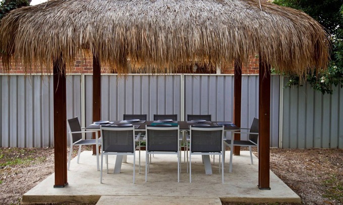 Dunsborough House | Perfect Family Getaway at Treehouse by the Sea