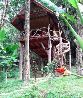 Ko Yao House | Enchanting Treehouse Holidays: Oceanfront Love Nest Escape