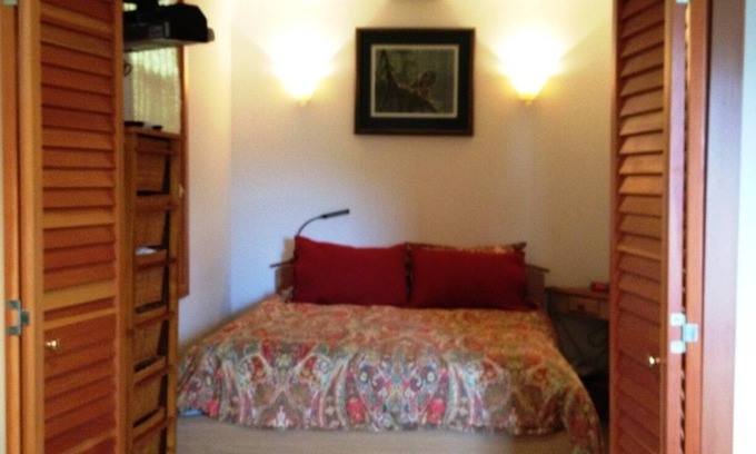 Friday Harbor Condo | Downtown Treehouse Suite - Near Ferry, Shops & Dining!