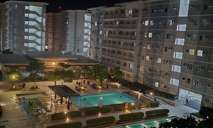 Novaliches Hotel | Relax at Trees Residences by Jhoy: Pool, Spa & Family Fun