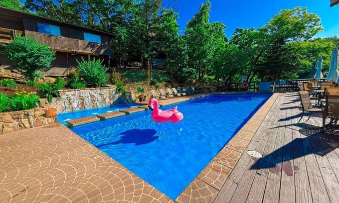 Village of Four Seasons House | Treetop Village18-2Bed/2Bath/Pools/Dock/Pickleball/Fitness Center-6-8PP-Four Seasons Area