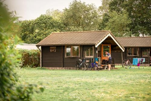 Zwiggelte Other | Spacious Trekkershut Plus for 5 with Kitchen & More