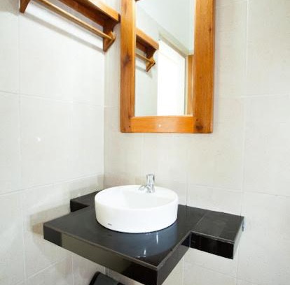 Bukit Lawang House | Explore the Trekking Lodge: Pet and Child Friendly Retreat