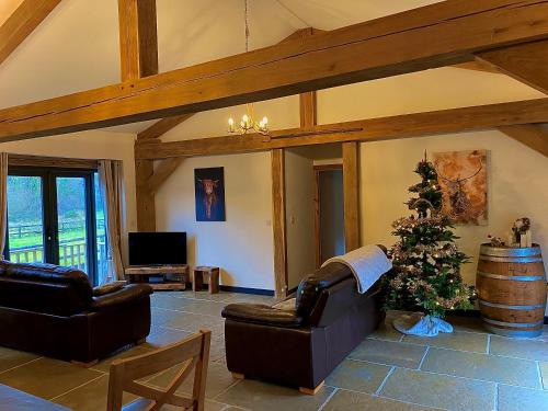 Launceston House | Relax at Trelaske Mill Cider Barn: Hot Tub & Fire Pit