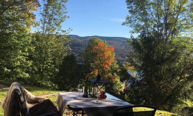 Mont-Tremblant Condo | Relax at Tremblant: Lake View, Spa & Pet-Friendly Stay