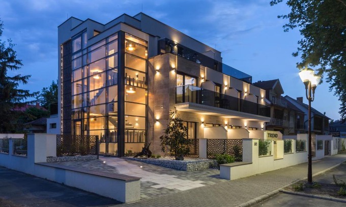 Siofok Aranypart Hotel | Explore Trend Deluxe Siófok: Family-Friendly Getaway!