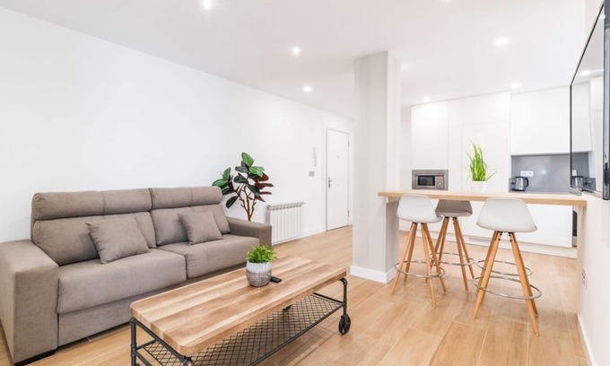 Camino de Ronda Apartment | Modern Apartment with Kitchen & Child-Friendly Amenities