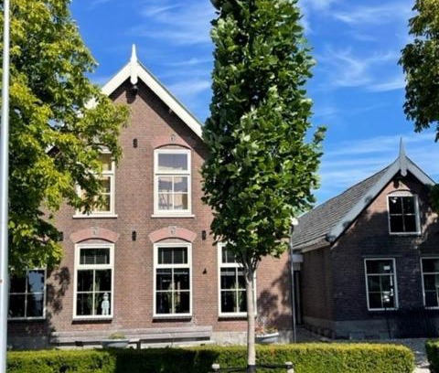 Rijnsaterwoude House | Trendy Boutique Apartment Near Amsterdam with Breakfast & Pets