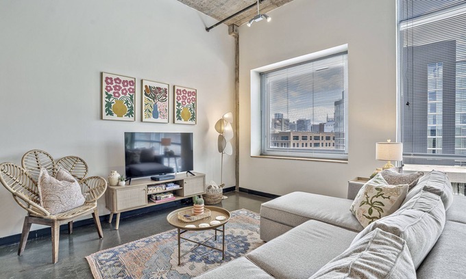 The Gulch Condo | Trendy Central Condo with Kid-Friendly Amenities!