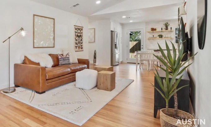 Bouldin House | Trendy Remodeled Home by SoCo with Outdoor Space & Pet-Friendly