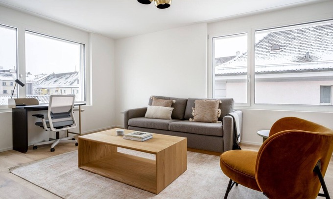 Sihlfeld Apartment | Modern Wiedikon Room with Kitchen & Storage, Steps to Market