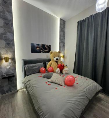 Quartieri Spagnoli Apartment | Trentanove Home: Family-Friendly Retreat with 9.7 Rating