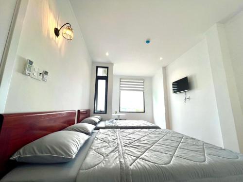 Buon Ma Thuot Hotel | Discover Comfort at Triệu Nguyễn with Inviting Hot Tub