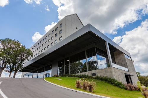 Antonio Prado Hotel | Pet-Friendly Tri Hotel Antônio Prado with Oceanfront Views