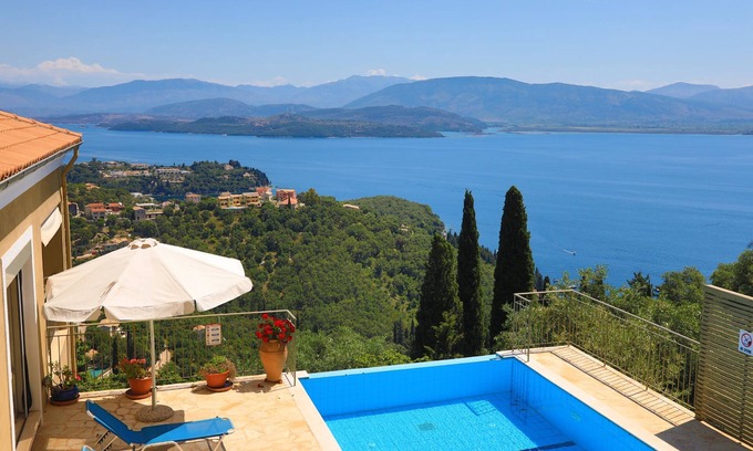 Kentroma Villa | Triantafyllo: Breathtaking Views & Pool Near Agni-Kalami