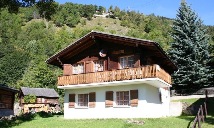 Blatten bei Naters House | Family-Friendly Retreat at Triantha TR0 with Great Reviews