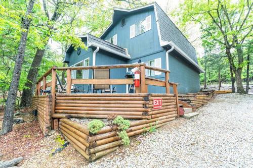 Indian Point Ski Chalet | Tribesman Resort: Prime Location on Table Rock Lake