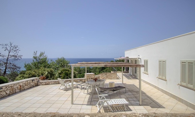 Patu House | Pet Friendly Trilo Scialandre - Ideal for Family Getaways